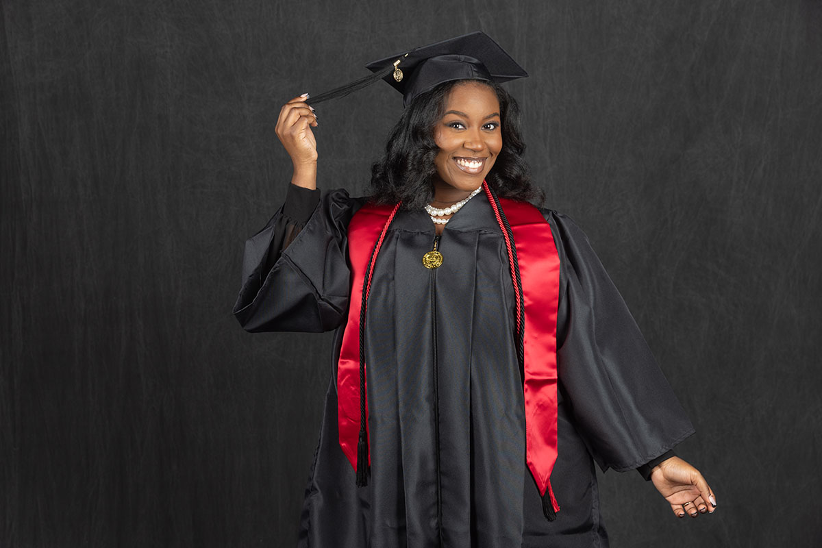 VSU Alumna Taelynn Walton Preps for Medical School and Serving the Underserved